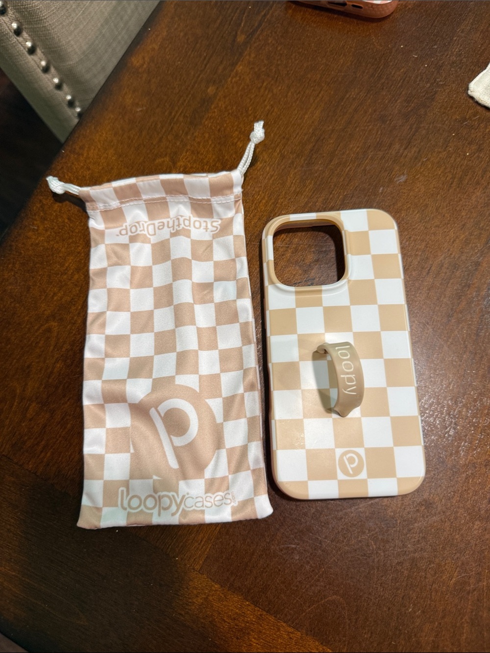 Loopy Case Beige and White Checkered Phone Case with Loopy Strap